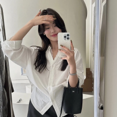 批发2026秋季新款甜美蕾丝拼接长袖衬衫女宽松休闲百搭外套女