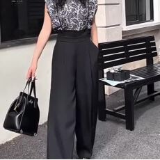 批发欧货2026夏新款高级感两件套时尚套装<b class='q'>女</b>宽松休闲小衫+背带阔腿<b class='q'>裤</b>