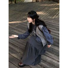 批发系带复古麻花针织开衫马甲背心女秋季百搭小个子<b class='q'>碎花</b><b class='q'>衬衫</b>两件套装