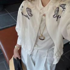 批发高级感重工刺绣立领棒球服短外套女2026春季新款百搭小个子上衣潮
