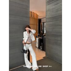 批发高级感米白色<b class='q'>牛仔</b>外套女2026春秋新款宽松显瘦百搭工装夹克上衣服