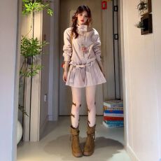 批发法式粉色长袖立领风衣洋装子女2026秋季新款韩系高级感<b class='q'>百褶</b>短裙