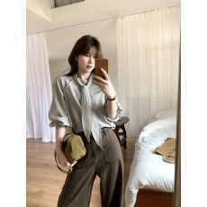 批发独特复古灰绿气质显白系带衬衫女秋季新款慵懒设计感<b class='q'>宽松</b>显瘦上衣
