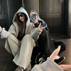 批发黑色显瘦休闲运动服<b class='q'>套装</b><b class='q'>女</b>秋冬美式宽松加绒加厚<b class='q'>卫衣</b>阔腿裤<b class='q'>两件</b>套