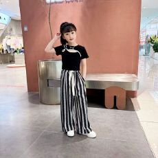 批发<b class='q'>女</b><b class='q'>童</b>套装春夏季新款儿童洋气时髦短袖<b class='q'>中大</b>童复古风阔腿裤两件套潮