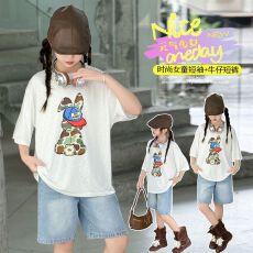 批发牛仔裤两件套<b class='q'>女</b><b class='q'>童</b>夏装韩版套装女孩时尚T短袖短裤t恤时髦两件套潮