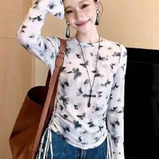 批发官拍大码<b class='q'>女</b>装夏季新款薄款蝴蝶印花<b class='q'>长袖</b>双层网纱<b class='q'>T</b><b class='q'>恤</b>美式防晒上衣