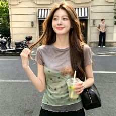 批发官拍大码胖韩系圆领烫钻木耳边假两件短袖<b class='q'>T</b><b class='q'>恤</b>女夏季显瘦设计上衣