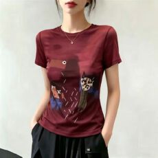 批发官拍大码女装夏季时尚简约红色圆领短袖双层网纱T恤抽象猫咪衣