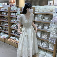 批发实拍月见草手工定制重工蕾丝<b class='q'>刺绣</b>文艺风法式<b class='q'>连衣裙</b>度假高腰长裙