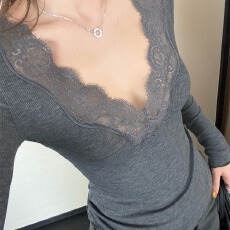 批发260克人棉蕾丝拼接V领<b class='q'>长袖</b>T恤女复古收腰内搭<b class='q'>打底衫</b>上衣秋