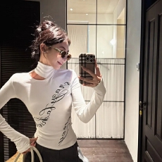 批发1*1螺纹德绒 白色镂空长袖T恤女秋季字母打底衫保暖加厚加绒上衣