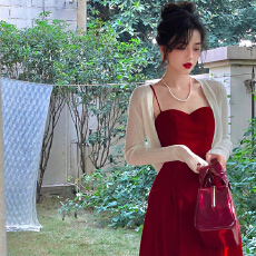 批发防晒开衫女薄款小坎肩披肩夏季搭配吊带裙子外搭罩衫冰丝<b class='q'>针织</b>外套