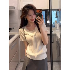 批发韩系假两件披肩系带短袖<b class='q'>针织衫</b>女2026夏季新款气质减龄超好看上衣
