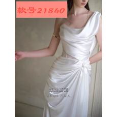 批发一字肩轻婚纱白色缎面小众法式<b class='q'>赫本</b><b class='q'>风</b>新娘订婚迎宾简约旅拍礼服裙