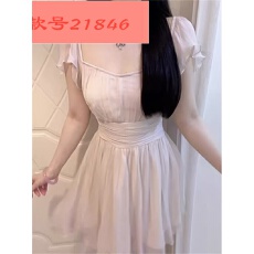 批发时髦洋气纯欲温柔风收腰显瘦方领连衣裙<b class='q'>女</b>夏季小个子<b class='q'>新款</b>网纱短裙