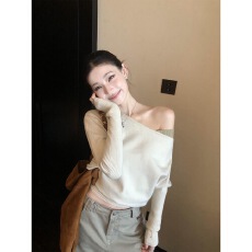 批发斜肩针织衫2026长袖毛衣新款韩系气质短款显瘦<b class='q'>时尚</b>上衣打底