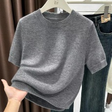 批发纯色圆领百搭薄款短袖宽松<b class='q'>打底衫</b>女气质正肩显瘦<b class='q'>大码</b>遮肉针织T恤