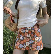 批发繁花<b class='q'>复古</b>碎花半身裙新款高腰百搭短裙显瘦韩版