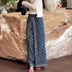 批发<b class='q'>大码</b>韩系独特绝美复古印花阔腿裤裙洋气新款拼接显瘦松弛感