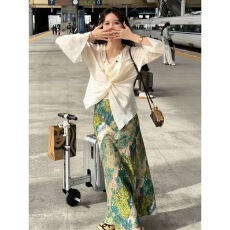 批发海边度假油画田园风印花绿色半身裙女夏2026显瘦百搭气质<b class='q'>优雅</b>长裙