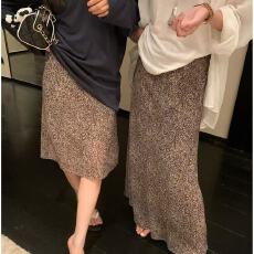 批发设计感豹纹显瘦半身裙女夏季新款松紧腰复古高腰百搭a字裙子