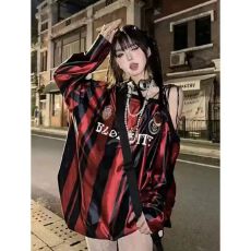 批发辣妹吊带斜肩<b class='q'>长袖</b>t恤女夏2026新款设计感宽松露肩球衣上衣