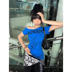 批发美式辣妹十字架印花斜肩显瘦<b class='q'>修身</b><b class='q'>短袖</b>T恤夏季<b class='q'>修身</b>不规则收腰上衣