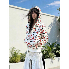 批发<b class='q'>街头</b>风连帽卫衣开衫女早秋满印小胡子印花短款外套y2k轻亚风上衣