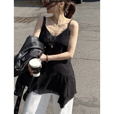 批发十三行2026春季新款韩系不规则设计网纱荷叶边吊带<b class='q'>连衣裙</b>叠穿内搭