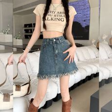 批发时尚设计感毛边流苏<b class='q'>牛仔</b>短裙女夏季新款百搭包臀a字型复古半身裙