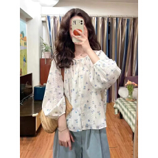 批发乌77小清新碎花<b class='q'>长袖</b><b class='q'>衬衫</b>小个子宽松显瘦圆领甜美少女感百搭雪纺衫