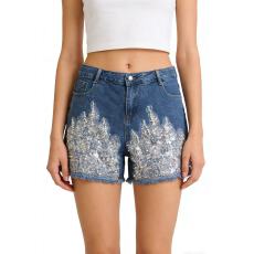 批发2026夏季新款炸街<b class='q'>钉珠</b>花边显瘦牛仔短裤时尚百搭休闲热裤女