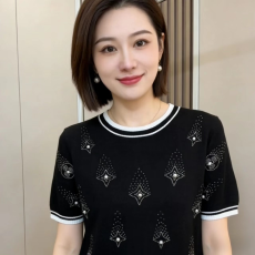 批发韩版新款钉珠圆领烫钻夏季套头显瘦气质百搭短袖针织衫洋气女上衣