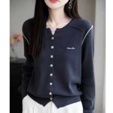 批发法式设计感刺绣字母拼色<b class='q'>针织</b><b class='q'>开衫</b>女2025新款显瘦长袖保暖外套上衣