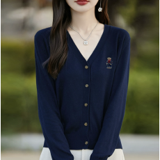 批发2025早秋新款V领<b class='q'>短款</b>薄款<b class='q'>针织</b><b class='q'>开衫</b>外套上衣高腰v领毛衣上衣外搭