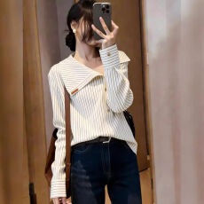 批发别致独特超好看上衣高级感2026年春季新款设计感小众气质休闲衣服