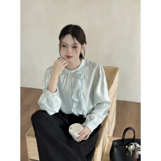 批发2026春季女装新款桑蚕丝长袖圆领花朵宽松淑女衬衫上衣女