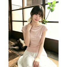 批发法式简约纯欲风短袖T恤夏季<b class='q'>新款</b>显瘦纽扣褶皱设计感小众上衣女