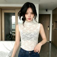 批发白色半高领无袖蕾丝背心<b class='q'>女</b><b class='q'>修身</b>透视纯欲风叠穿内搭坎肩上衣