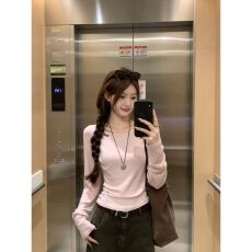 韩系气质粉色百搭圆领长袖T恤女秋季修身显瘦打底衫