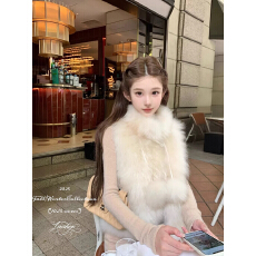 批发JMSHOP 朝雾纱雪 cashmere山羊绒<b class='q'>皮草</b>女冬静奢感短款毛毛<b class='q'>马甲</b>