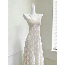 批发Sun雅乔雾岛听风夏季海边沙滩钩花度假风<b class='q'>连衣</b>裙上衣长裤套<b class='q'>装</b>