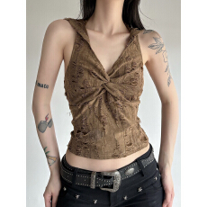 批发沙漠废土风时尚设计破洞感连帽背心女扭结褶皱无袖露背<b class='q'>上衣</b>2026潮