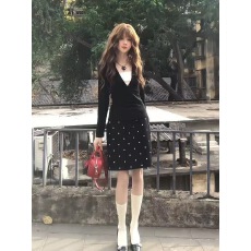 批发<b class='q'>套装</b>女2026春夏新款韩系辣妹长袖<b class='q'>格子</b>衬衫高腰显瘦半身裙两件套