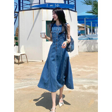 批发蓝色无袖<b class='q'>牛仔</b><b class='q'>背心</b>连衣裙女夏季穿搭高级感独特漂亮超好看收腰长裙