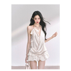 批发高级感法式宴会连衣裙女夏季挂脖<b class='q'>显瘦</b>花苞裙短裙