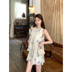 批发白月光水墨印花绝美小套装女无袖挂脖上衣短裙裤两件