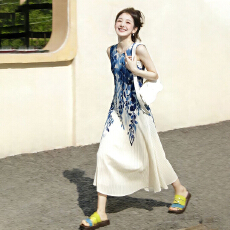 批发三宅优雅无袖<b class='q'>连衣裙</b>夏季圆领印花高级褶皱气质长裙裙子