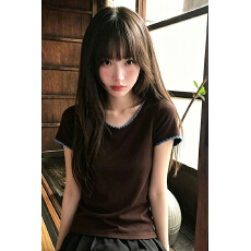 批发2026年新款撞色圆领<b class='q'>贝壳</b>边短袖T恤女夏季极简风日常通勤小众上衣